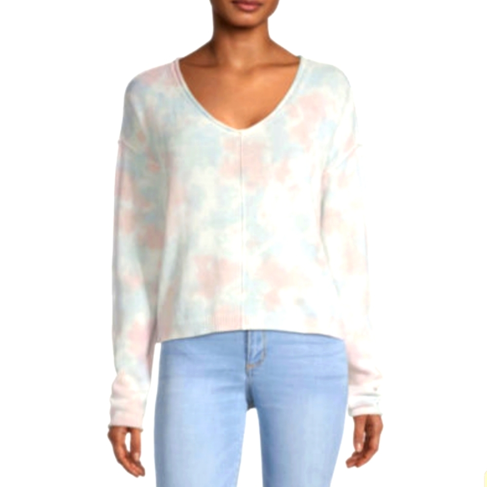 Arizona Juniors Womens Long Sleeve Tie Dye Sweater